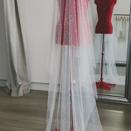 Pearl wedding veil 