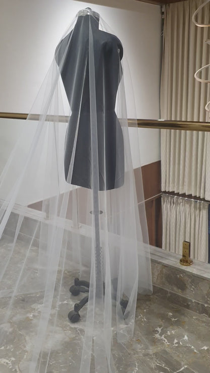 Floor length blusher wedding veil | Diana