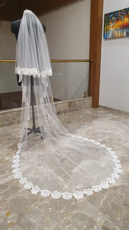 Enfleuré - Lace wedding veil