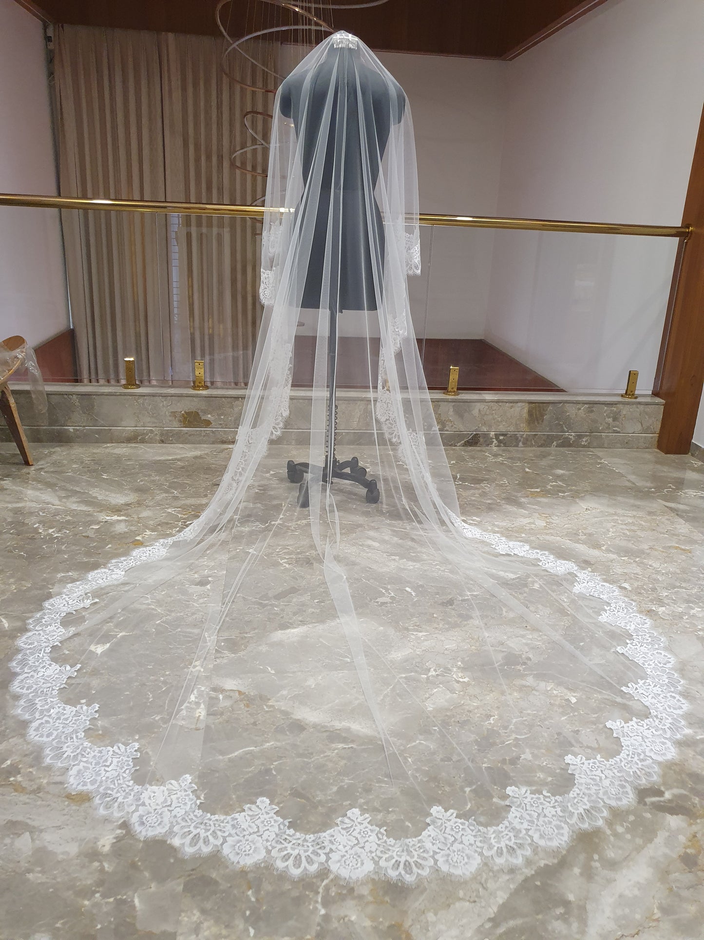 Alexandria - Blusher lace veil