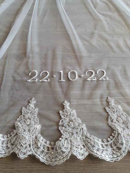 Personalised wedding veil, Custom Embroidery (initials, names, date, quotes) ADD ON
