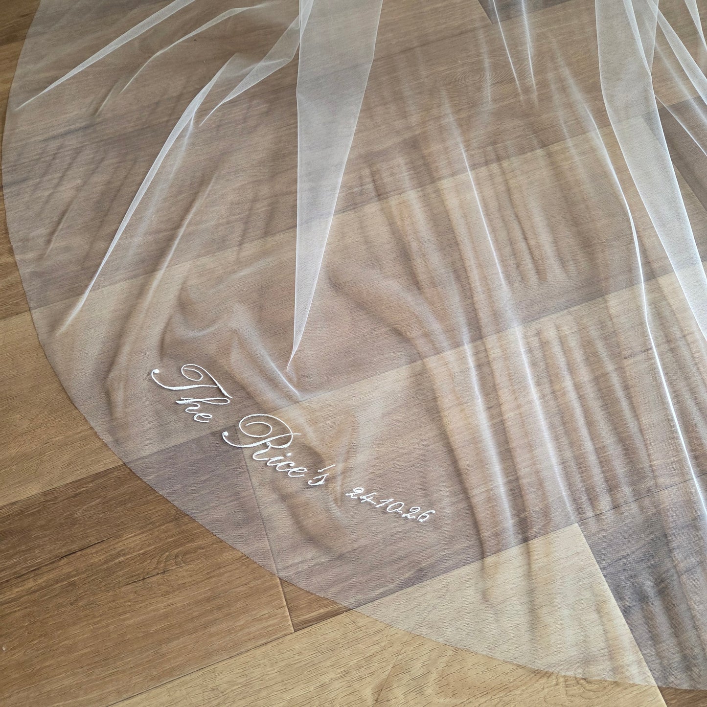 Personalised wedding veil, Custom Embroidery (initials, names, date, quotes) ADD ON